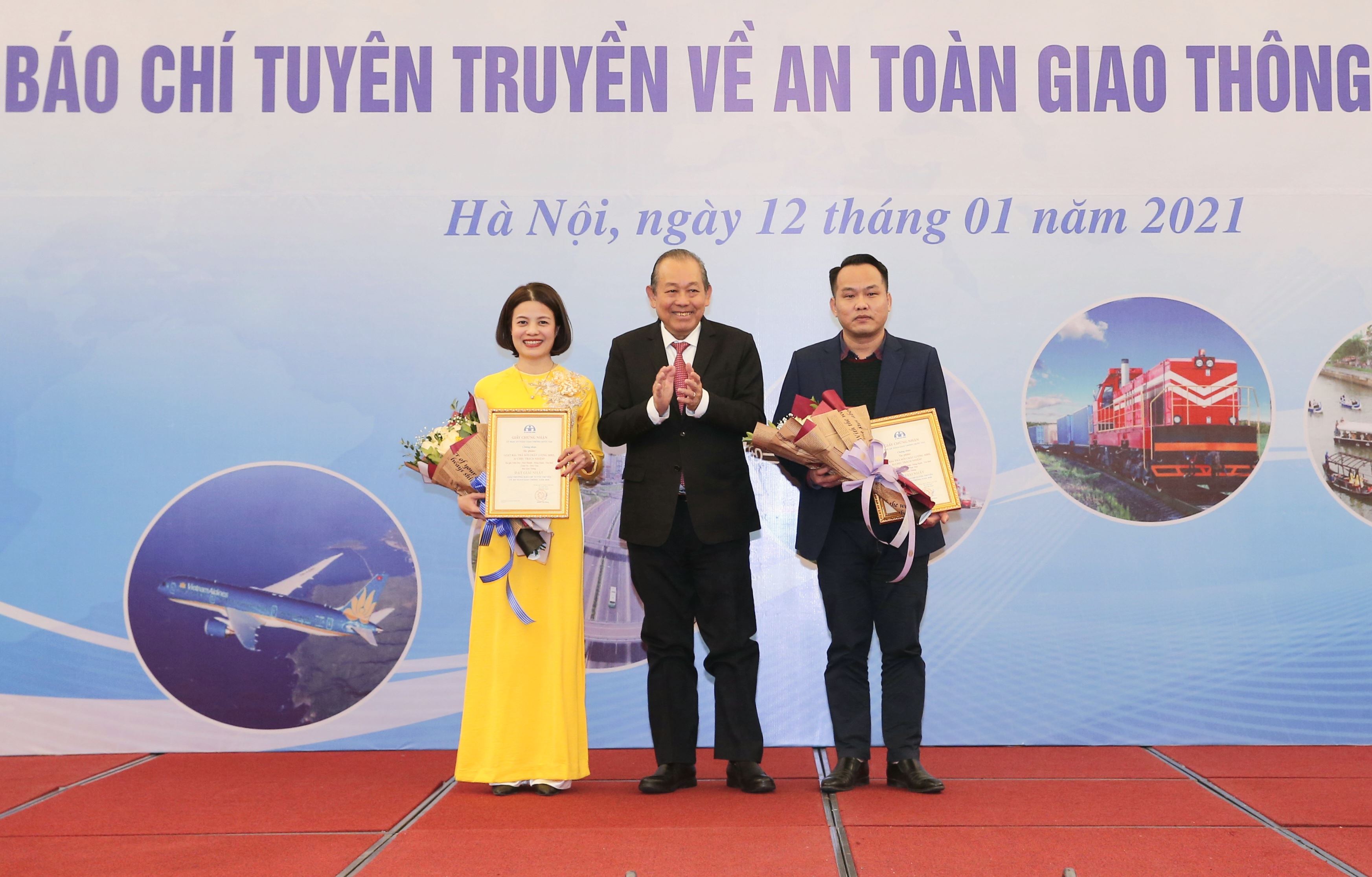 Lễ trao Giải thưởng báo chí tuyên truyền về ATGT